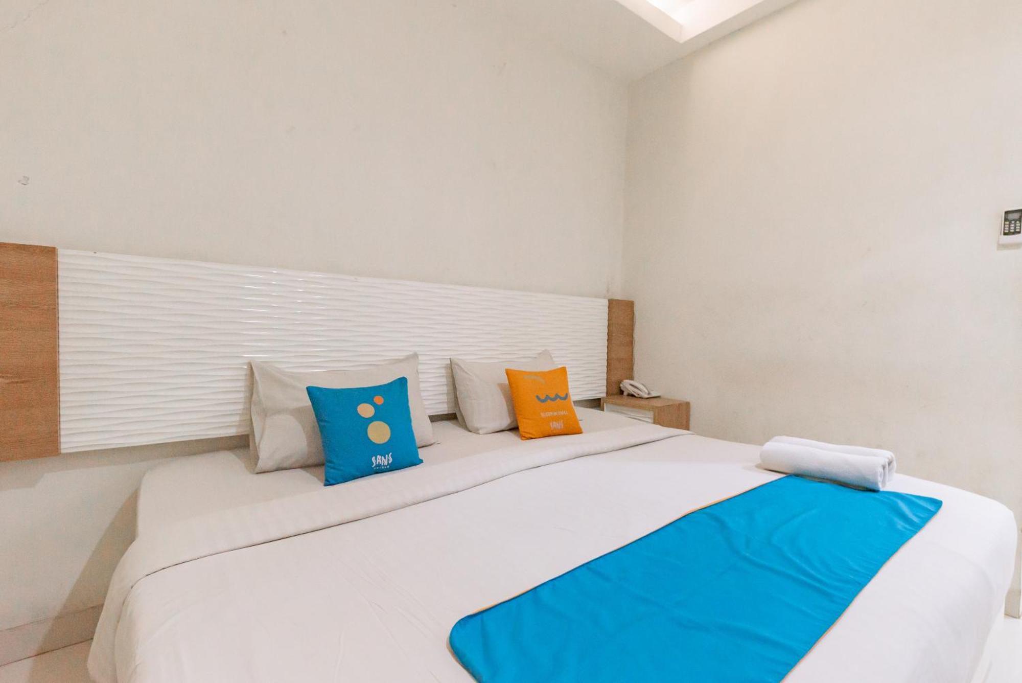 Sans Hotel Diemdi Kiaracondoong Bandung Exterior photo